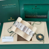 Rolex - Submariner Date - 2025 - NEU