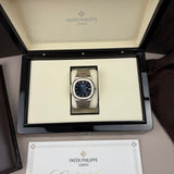 Patek Philippe - Nautilus - 2024 - Wie Neu