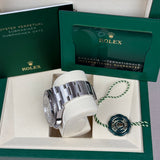 Rolex - Submariner  - 2025 - Neu & ungetragen